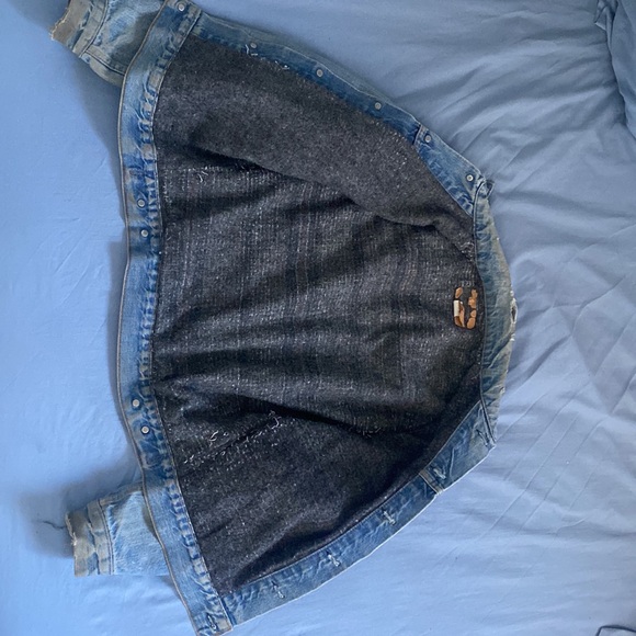 Vintage Levi wool lined jean jacket fits size small-medium - Picture 3 of 6